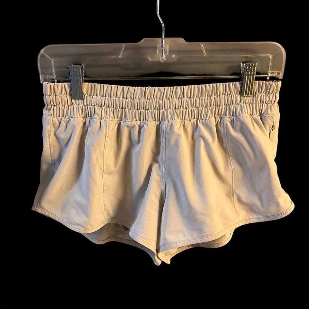 Women's Cream Shorts